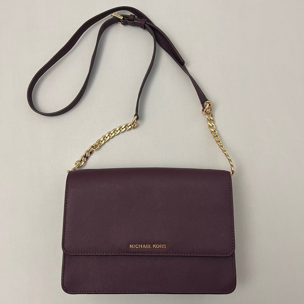 Michael Kors Purse Daniela Saffiano Leather Crossbody Bag Plum Gold Hardware - Picture 2 of 12